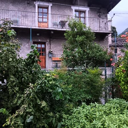 La Casa Antica Bed & Breakfast Pont-Saint-Martin Eksteriør bilde
